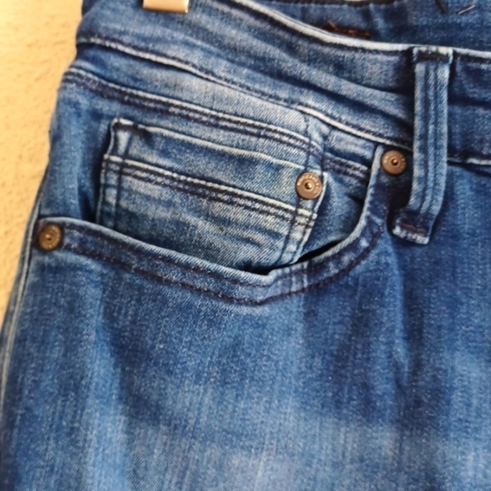 MAVI Jeans. - Picture 5 of 9